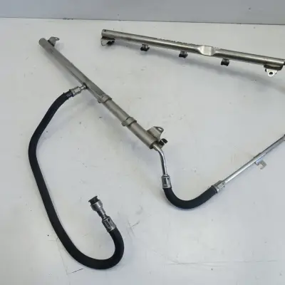 BMW E60 M5 5.0 V10 LISTWA WTRYSKOWA paliwa 7834120