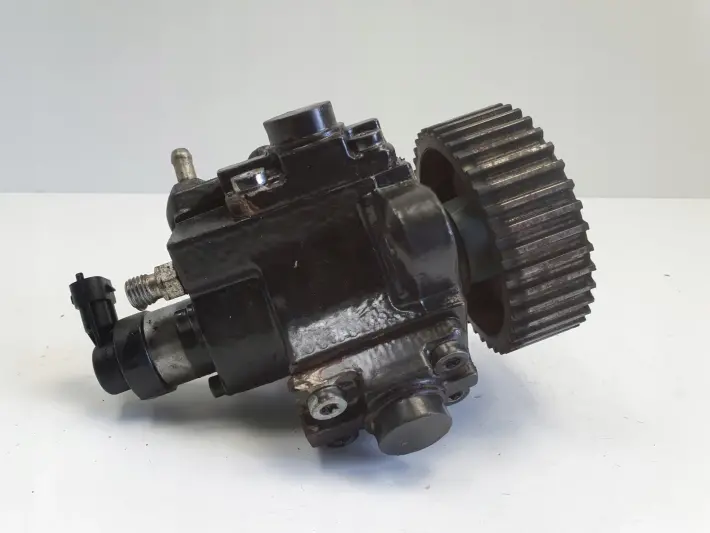 Saab 9-3 1.9 TID 16V POMPA WTRYSKOWA paliwa 0445010183