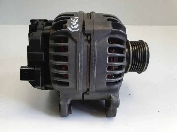 Audi A3 8L Golf IV Seat Leon 1.9 TDI ALTERNATOR 028903028E 120A
