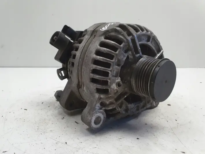 Peugeot 308 2.0 HDI ALTERNATOR 9646321880