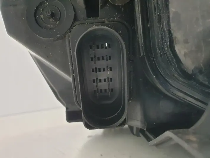 Ford Focus II MK2 PRZEDNIA LAMPA LEWA lewy przód