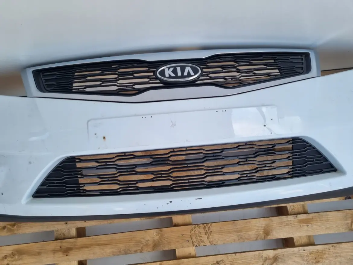 Kia Ceed Cee'd LIFT 09-12r KOMPLETNY PRZEDNI ZDERZAK przód WD Cassa White