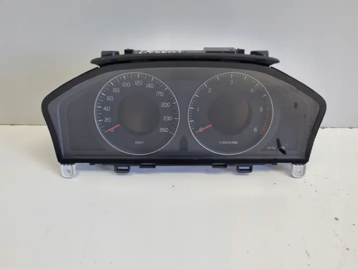 Volvo S80 II V70 III XC70 II LICZNIK ZEGARY Europa diesel 31254535AA