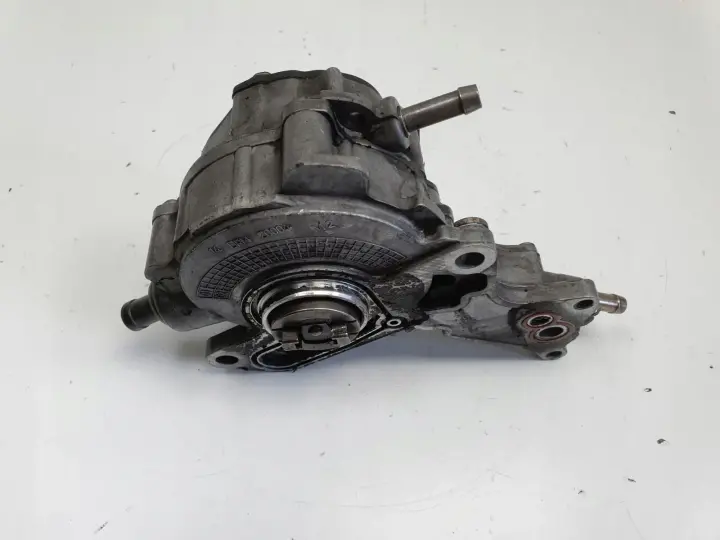 VW Passat B5 1.9 TDI POMPA VACUM wakum 038145209A