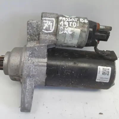 VW Passat B6 1.9 TDI ROZRUSZNIK bosch 0001123012