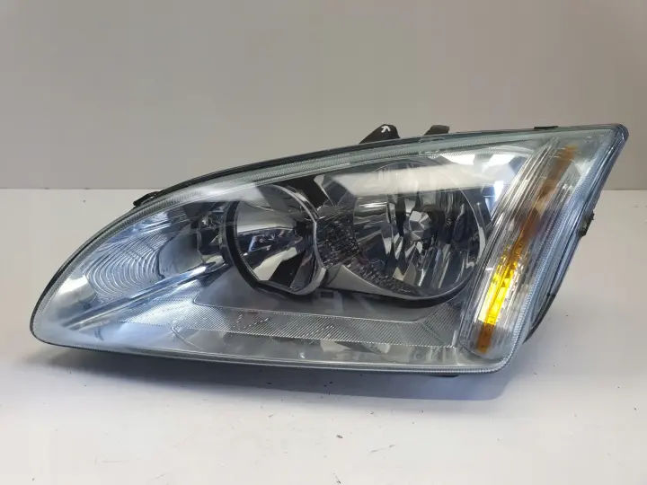 Ford Focus mk2 02-06 PRZEDNIA LAMPA LEWA lewy przód anglik