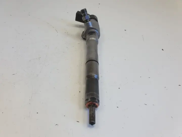 Audi A3 II 8P 1.6 TDI WTRYSKIWACZ wtrysk 03L130277B