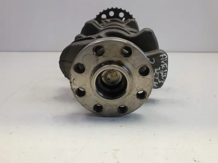 Toyota Avensis T27 2.0 D4D WAŁ KORBOWY