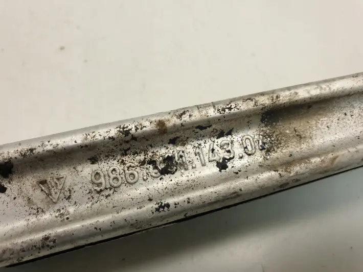 Porsche Boxster 986 TYLNY WAHACZ lewy tył Długi