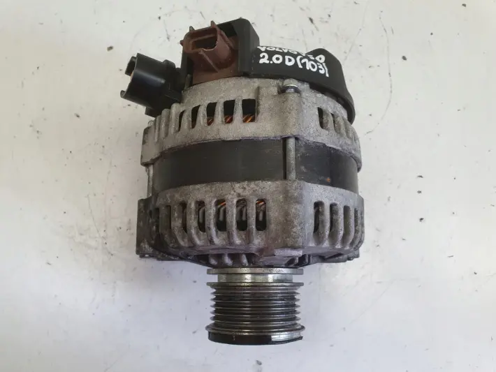 Volvo S40 II V50 2.0 D ALTERNATOR DENSO