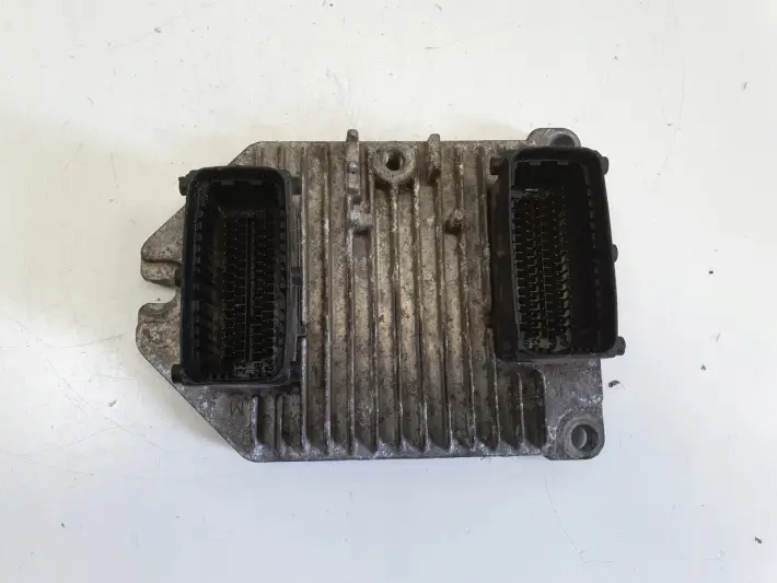 Opel Vectra C 1.8 16V STEROWNIK SILNIKA komputer 09158670