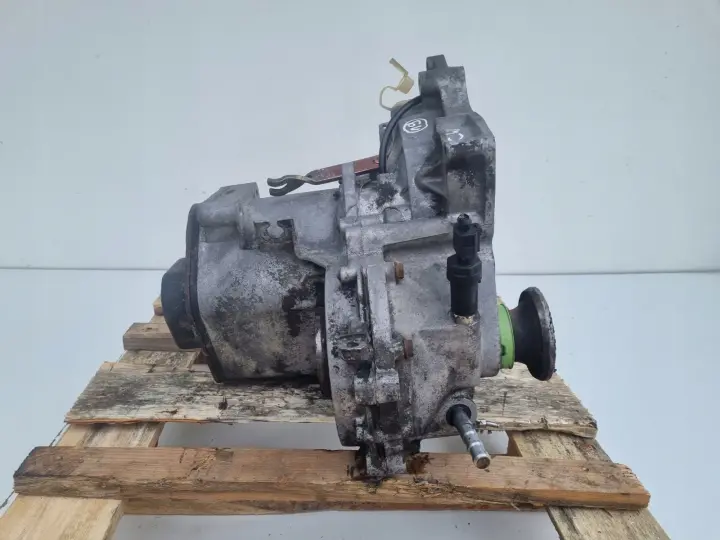 VW Polo III lift 1.0 MPI SKRZYNIA BIEGÓW CWN manualna MANUAL