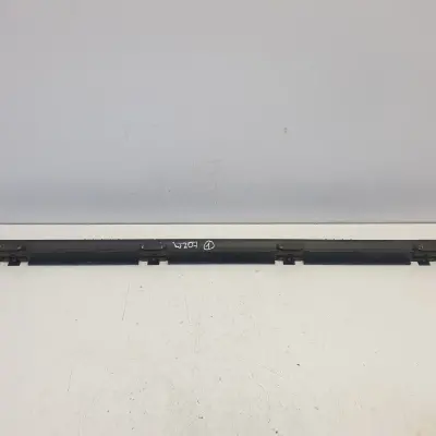 Mercedes W207 C207 A207 MOCOWANIE LISTWY PROGOWEJ