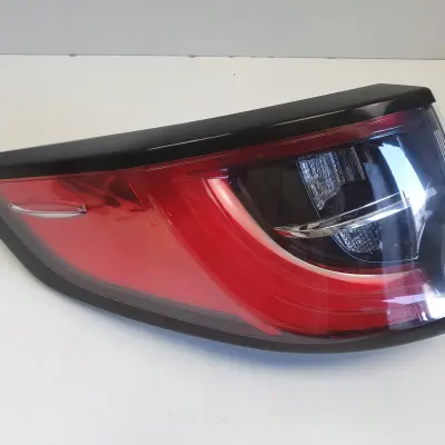 Toyota Corolla E21 KOMBI TYLNIA TYLNA LAMPA LEWA lewy tył w błotnik EUROP