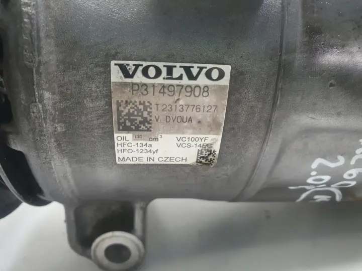 Volvo XC60 II 2.0 T8 SPRĘŻARKA KLIMATYZACJI pompa P31497908