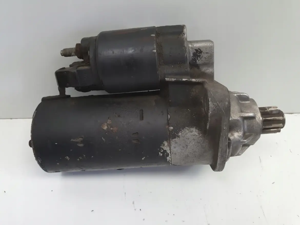 VW Bora 2.3 V5 ROZRUSZNIK 0001125018 bosch