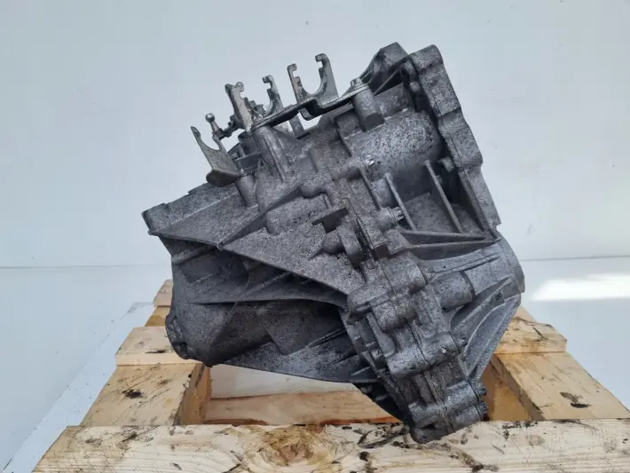 Mini R53 R56 1.6 D SKRZYNIA BIEGÓW 7595840 ADO manualna MANUAL