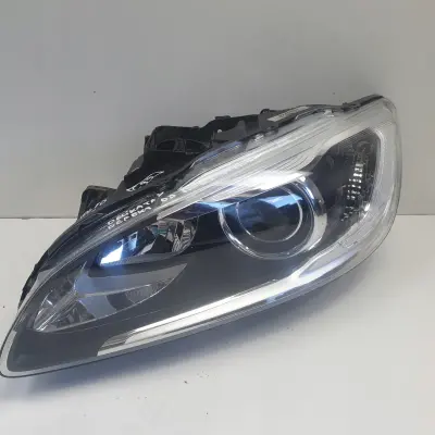 Volvo V60 S60 II LIFT PRZEDNIA LAMPA LEWA lewy przód XENON SKRĘTNY 31395902