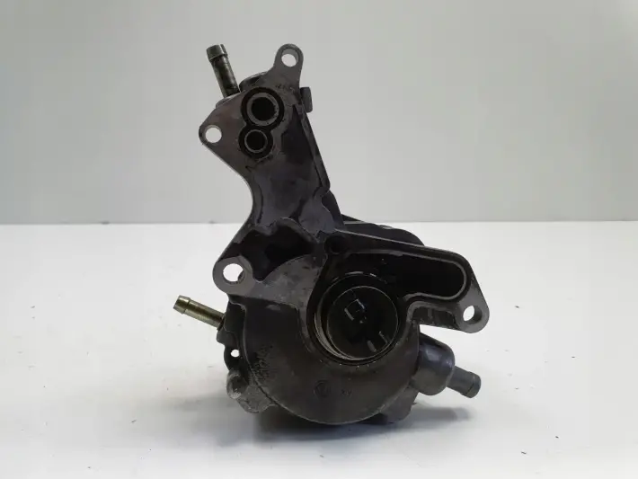 Audi A6 C5 VW Passat B5 1.9 TDI POMPA VACUM wakum 038145209A