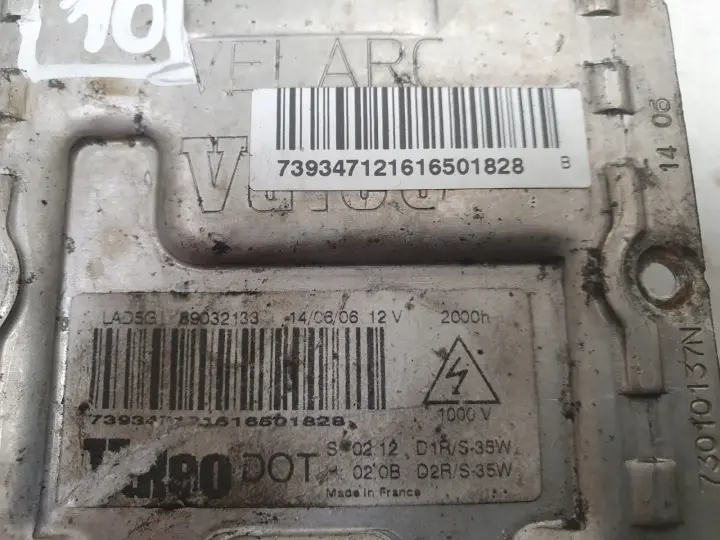 Volvo Renault Citroen Audi PRZETWORNICA Led Valeo 89032133 15 Pin