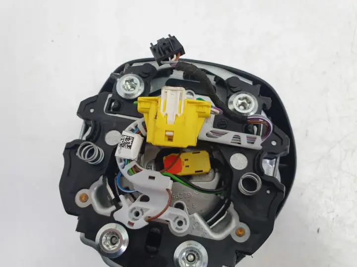 4ac82165520d3a4c8b68e6070904e33e