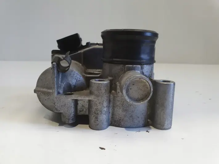 Smart ForTwo 0.7 T turbo PRZEPUSTNICA A1601410225 02505003055