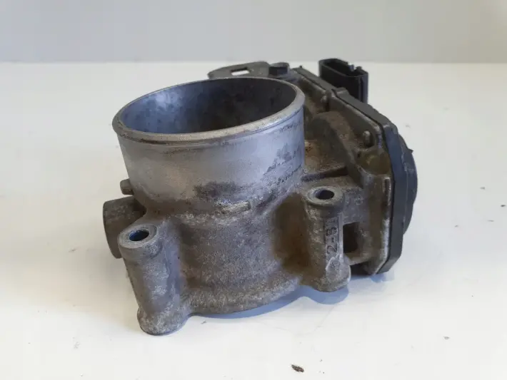 Mazda CX3 2.0 B PRZEPUSTNICA PE0113640B