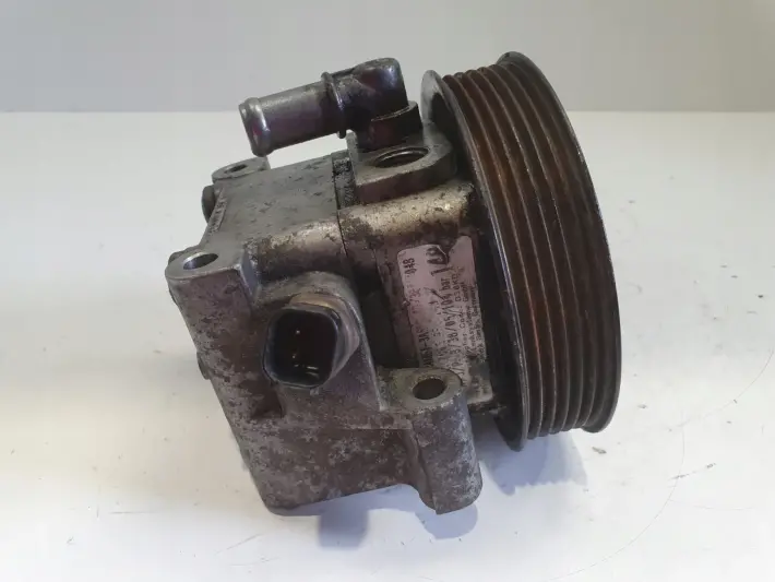 Ford Focus MK2 II 1.6 16V POMPA WSPOMAGANIA 30714048