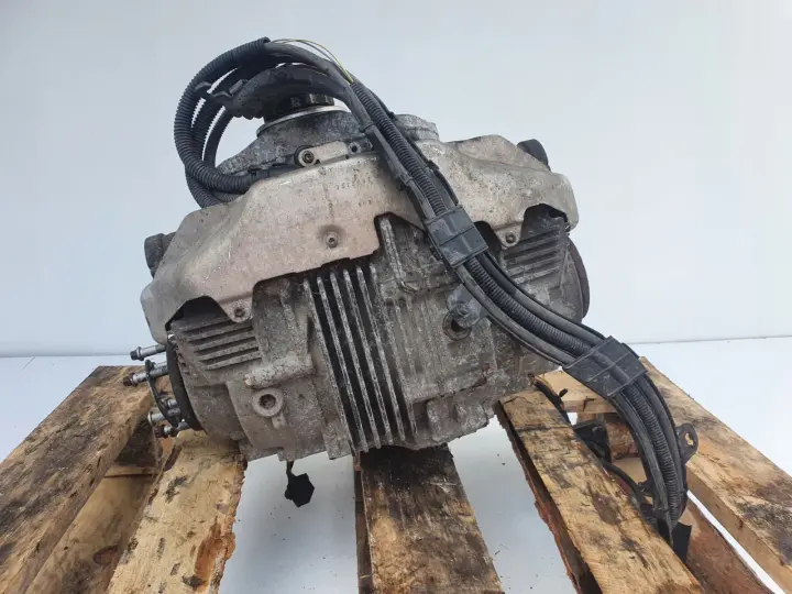 BMW X6 E71 X5 3.0 D TYLNY MOST TYŁ DYFER 7586025