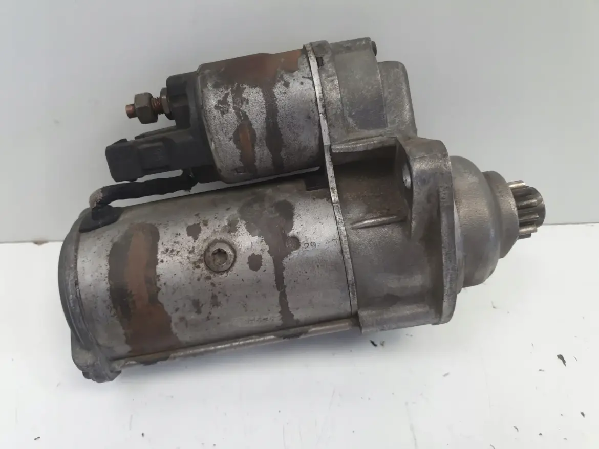 Audi A3 8L Golf IV 1.9 TDI ROZRUSZNIK valeo 02A911024B D7RS30