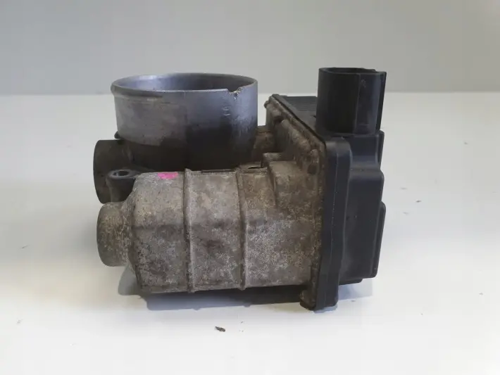 Nissan Primera P12 2.0 16V PRZEPUSTNICA SERA576-01