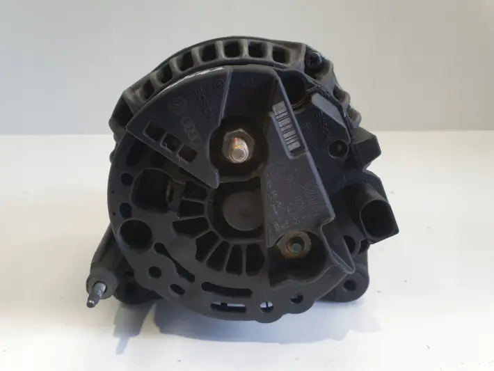 Seat Toledo II Leon I 1.9 TDI ALTERNATOR Bosch 028903028E 120A