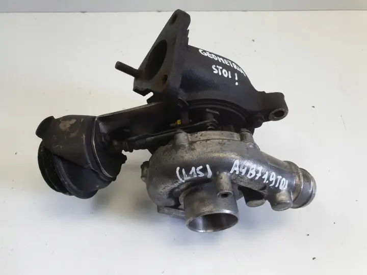 Audi A4 B7 1.9 TDI TURBOSPRĘŻARKA turbo 028145702H 115KM