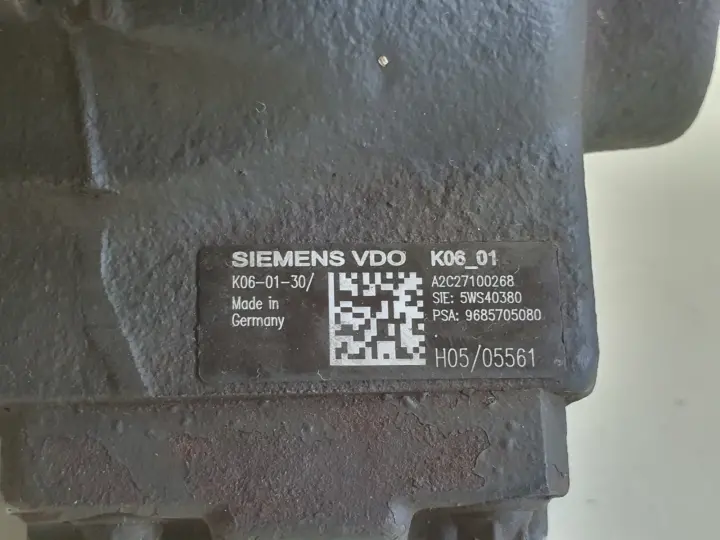 Ford S-Max 2.0 TDCI POMPA WTRYSKOWA paliwa 9685705080