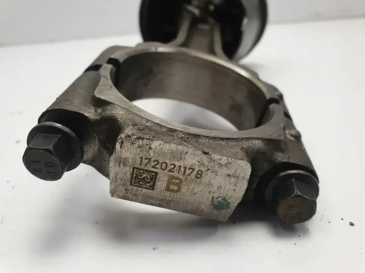 Opel Antara 2.2 CDTI TŁOK KORBOWÓD