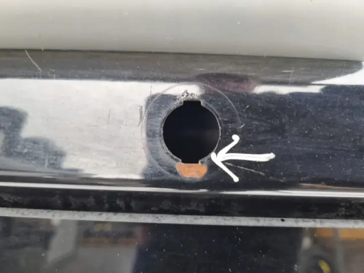 Nissan Pathfinder III R51 TYLNA TYLNIA KLAPA BAGAŻNIKA TYŁ czarna czarny