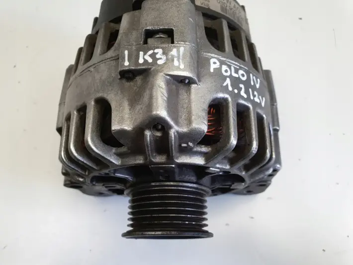 VW Polo IV Skoda Fabia II 1.2 6V ALTERNATOR valeo 03D903025H 70A