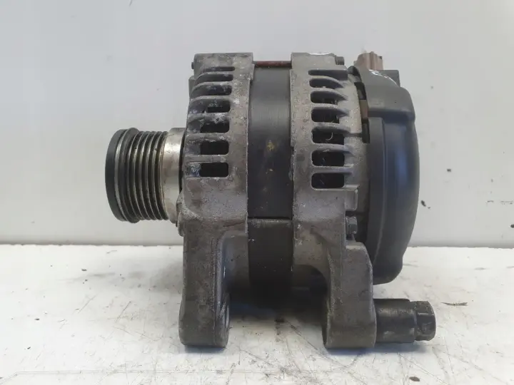 Ford Focus II 1.6 TDCI ALTERNATOR 0986049071