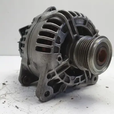 Nissan Qashqai 1.5 DCI ALTERNATOR bosch 8200728292