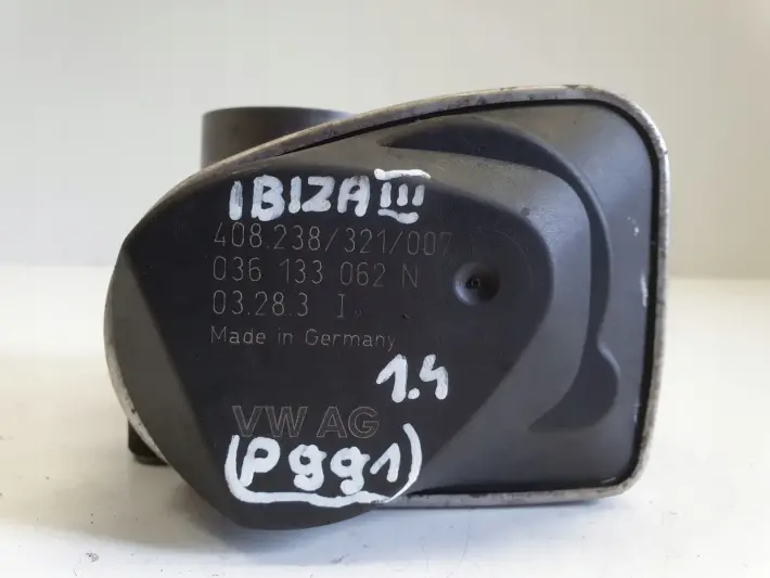 Seat Ibiza III 1.4 16V PRZEPUSTNICA 036133062N