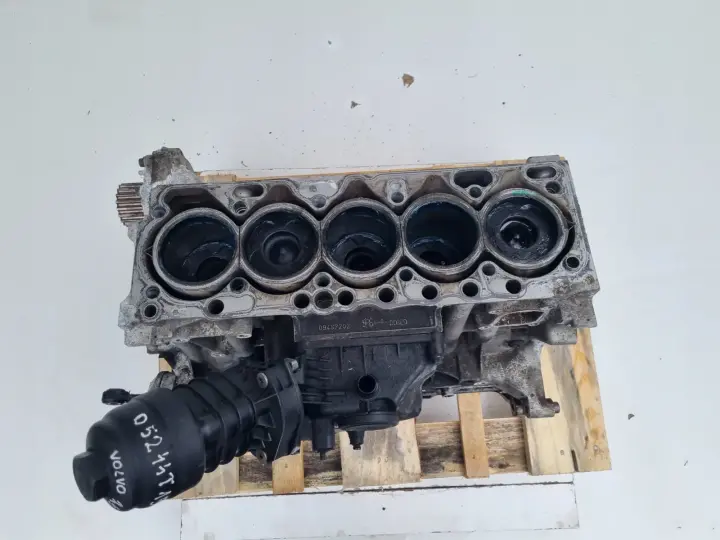 DÓŁ SILNIKA BLOK Volvo S60 II V60 S80 V70 III XC70 XC60 2.4 D5 D5244T15