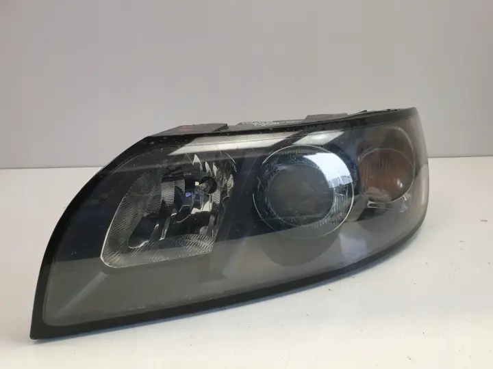 Volvo S40 V50 XENON PRZEDNIA LAMPA LEWA lewy przód