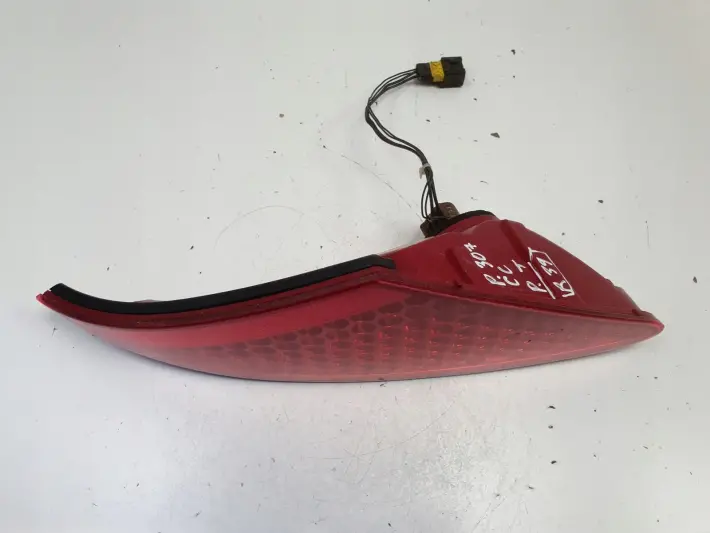 Peugeot 307 CC TYLNIA TYLNA LAMPA PRAWA prawy tył W KLAPE
