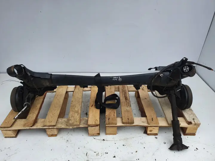 Opel Corsa F 1.2 TYLNA BELKA ZAWIESZENIA OŚ ŁADNA