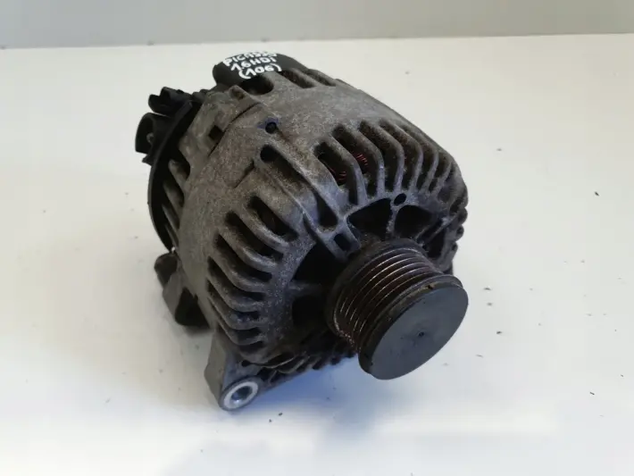 Citroen Xsara Picasso 1.6 HDI ALTERNATOR 9646321780 valeo