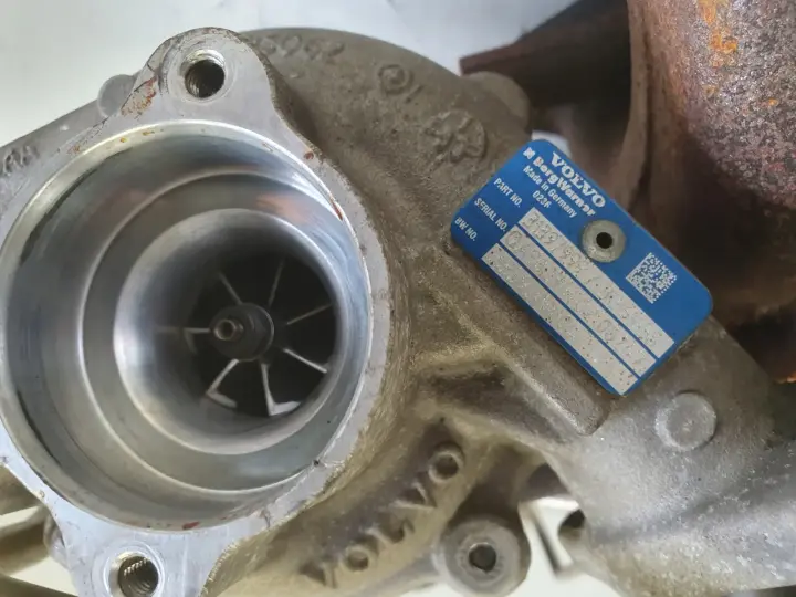 Volvo V40 II 2.0 D4 TURBOSPRĘŻARKA turbo 31397999 31361654 31361655