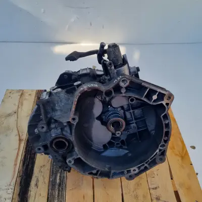 Opel Corsa D 1.3 CDTI SKRZYNIA BIEGÓW manualna MANUAL M32