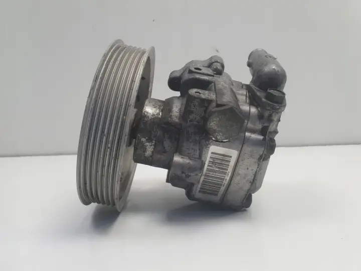 Audi A4 B8 2.0 TFSI POMPA WSPOMAGANIA 8K0145153F