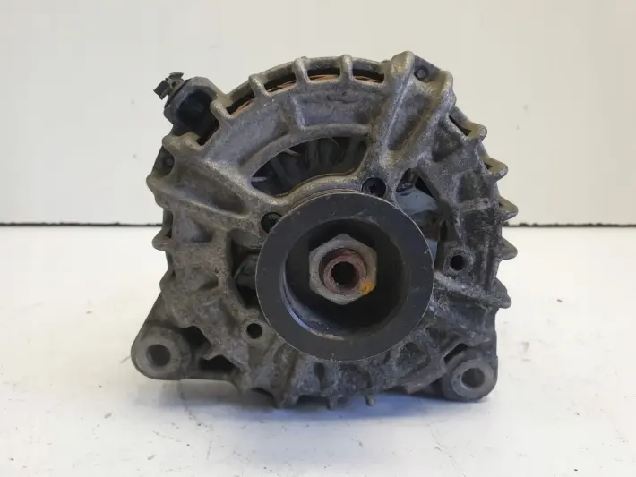 Jaguar XE 2.0 D ALTERNATOR 0125812018 180A oryg