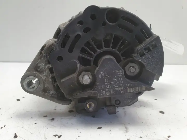 Opel Meriva A 1.6 8V ALTERNATOR 0124425009 bosch 120A